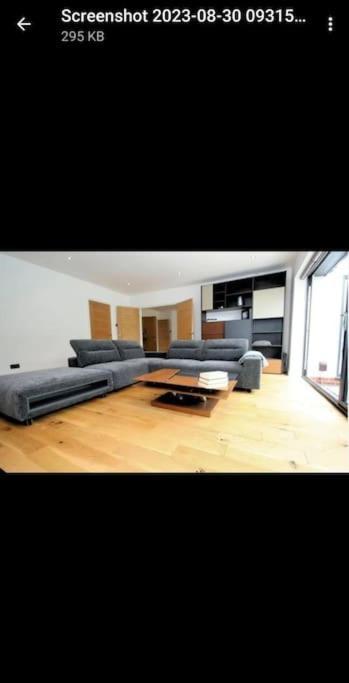 Luxury House In סוליהול מראה חיצוני תמונה